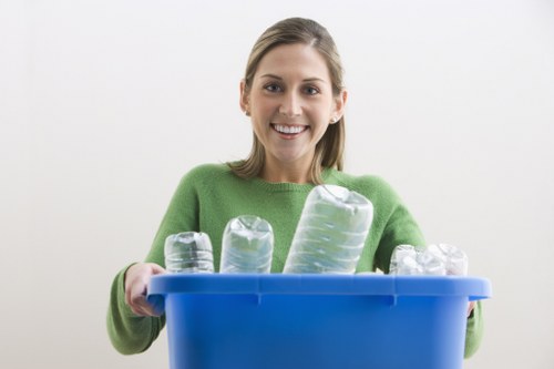 Residential rubbish collection in Penge